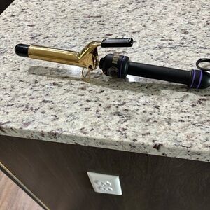 Professional Gold and Black Curling Iron